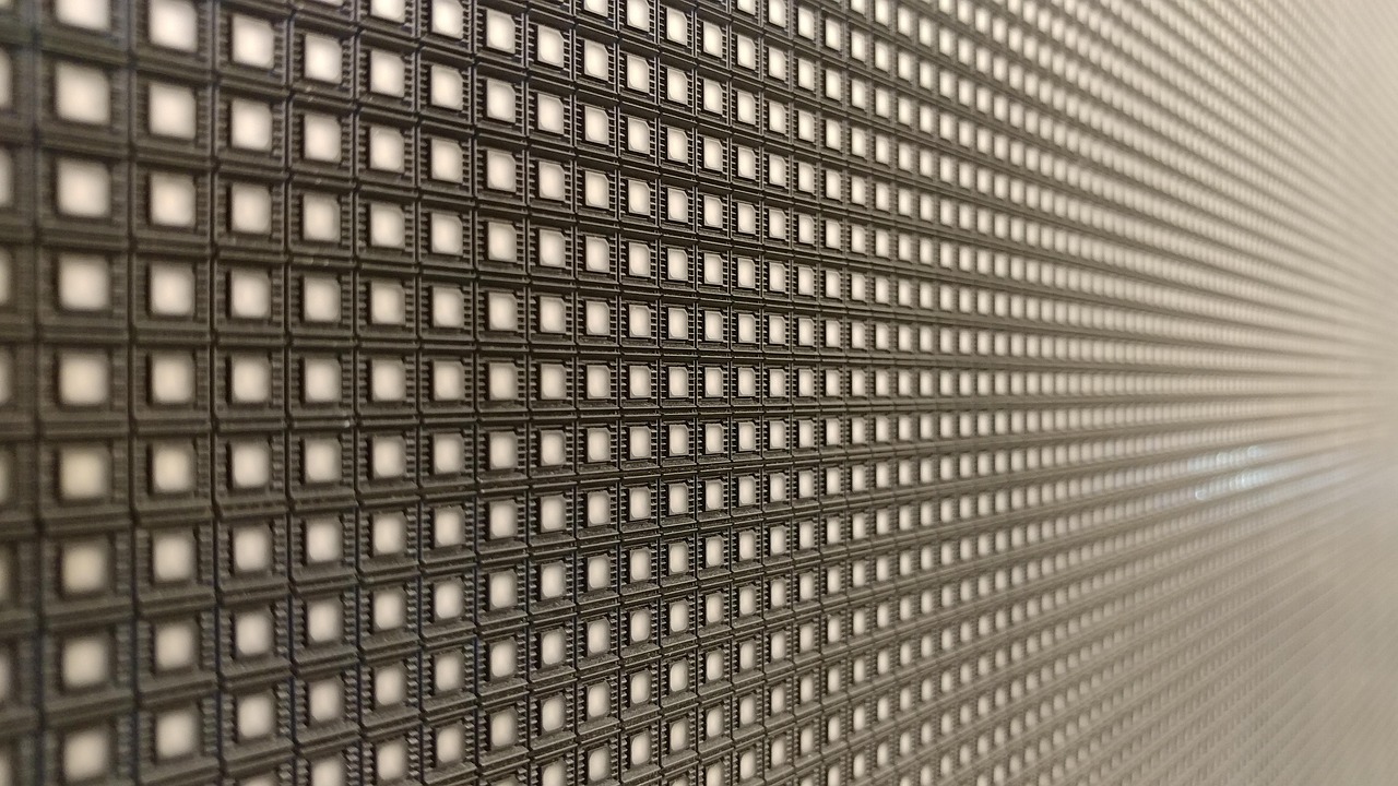 feature 709